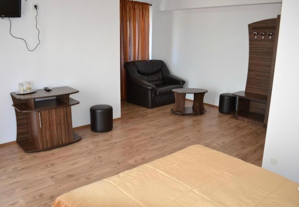 Hotel Corsar Tulcea Bilik gambar